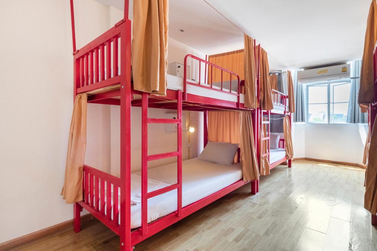 Oyo 618 At Khaosan Hostel (Adults Only) Бангкок Екстер'єр фото